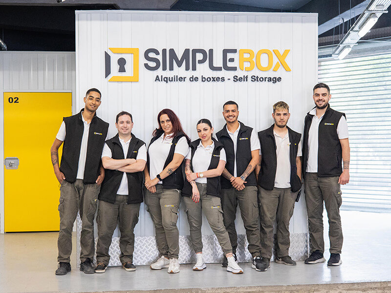 Pasillos y boxes chicos de SimpleBox